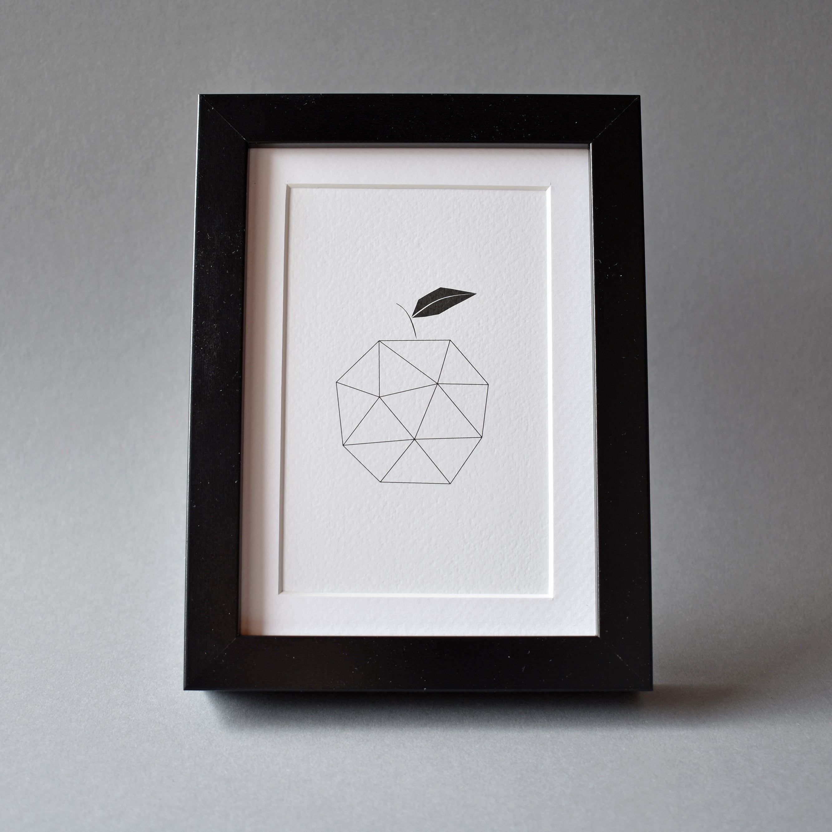 Modern geometric apple framed greeting card elemente design
